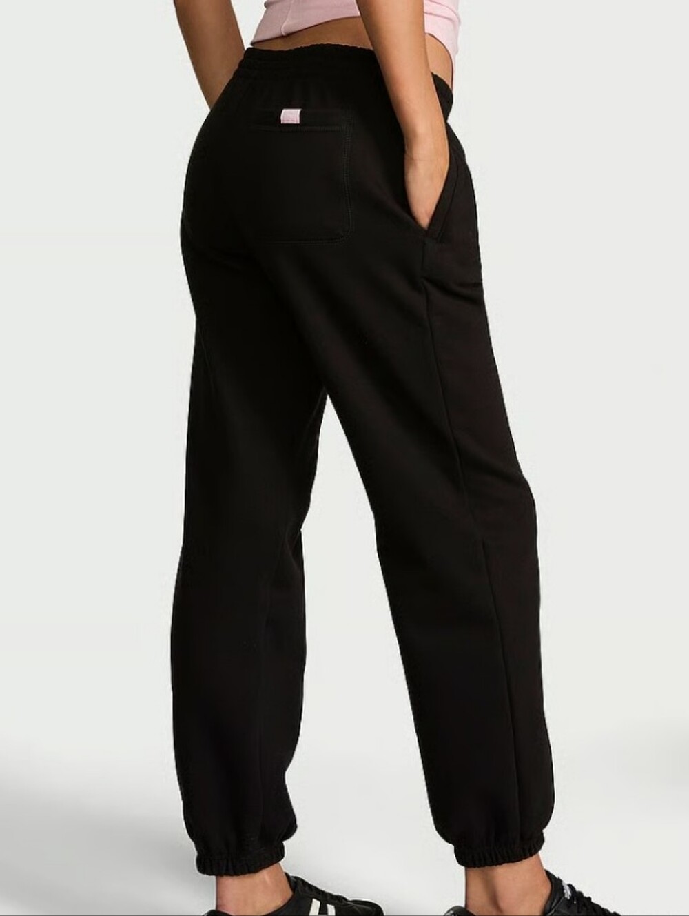 VS Angel Essentials Iconic Fleece Relaxed Jogger Sweatpant Sz Med NWT - Picture 2 of 6